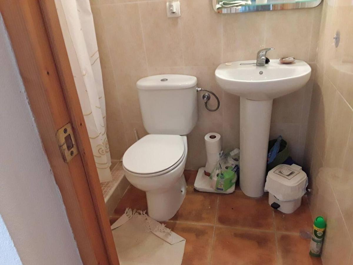 2-Bed Apartment - Sleeps 3 - Parking - Near Albox Eksteriør billede